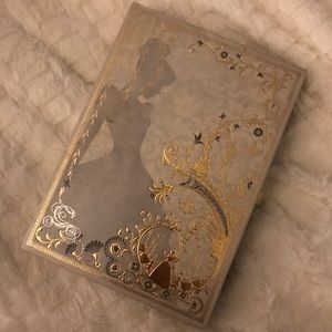 Sephora Disney Storylook Cinderella Eyeshadow Book